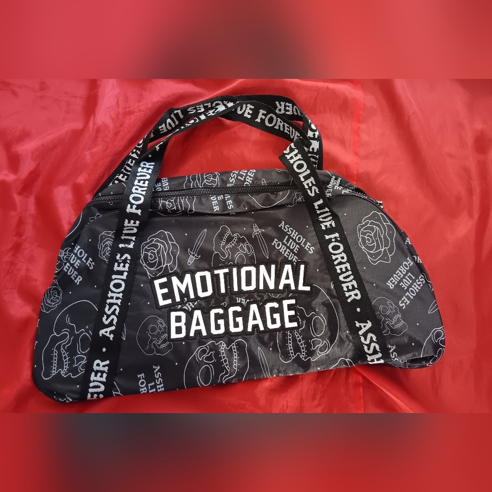 ALF Emotional Baggage Graphic Duffle Bag (NWOT) - Picture 3 of 7
